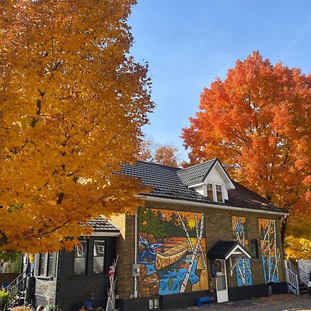 Blue Spruce Bed And Breakfast Muskoka Gravenhurst Exteriör bild